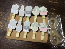 Gifts--wooden clips 10pieces or Small Gifts Random - Kdecoration