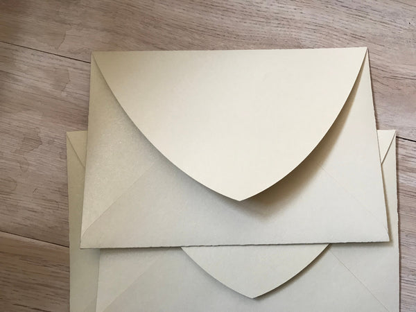 50pcs Pearl Custom envelopes,Envelope Match our Laser Cut Invitations,133*195mm/155mm*15mm - Kdecoration