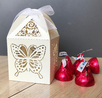 100x Pearl Cream Butterfly Wedding Favour Boxes • Laser Cut Wedding Gift Boxes • Customized Table Decorations - Kdecoration