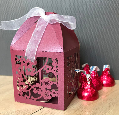 100pcs pearl Burgundy Red Flower Baptism,Communion,Shower Gift Boxes,Wedding Favors,Laser Cut Favor Boxes with ribbon,Candy Box,Small Gift Packaging Boxes - Kdecoration