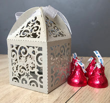 100pcs Pearl Silver Laser Cut Wedding Favor boxes,Chocolate gift wrapping,Small Cake Packaging Boxes - Kdecoration