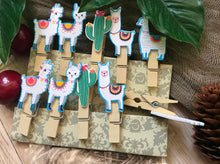 Photo hanging display Clothespin,Natural wooden clips,postcard picture hanger Clips - Kdecoration